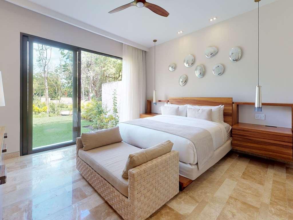 Fairmont Heritage Place Mayakoba El Marlyn Azul Room photo